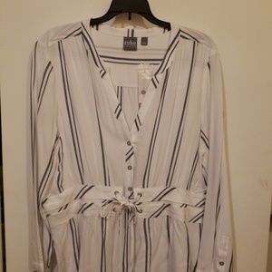 NEW SOHO NY & Company top